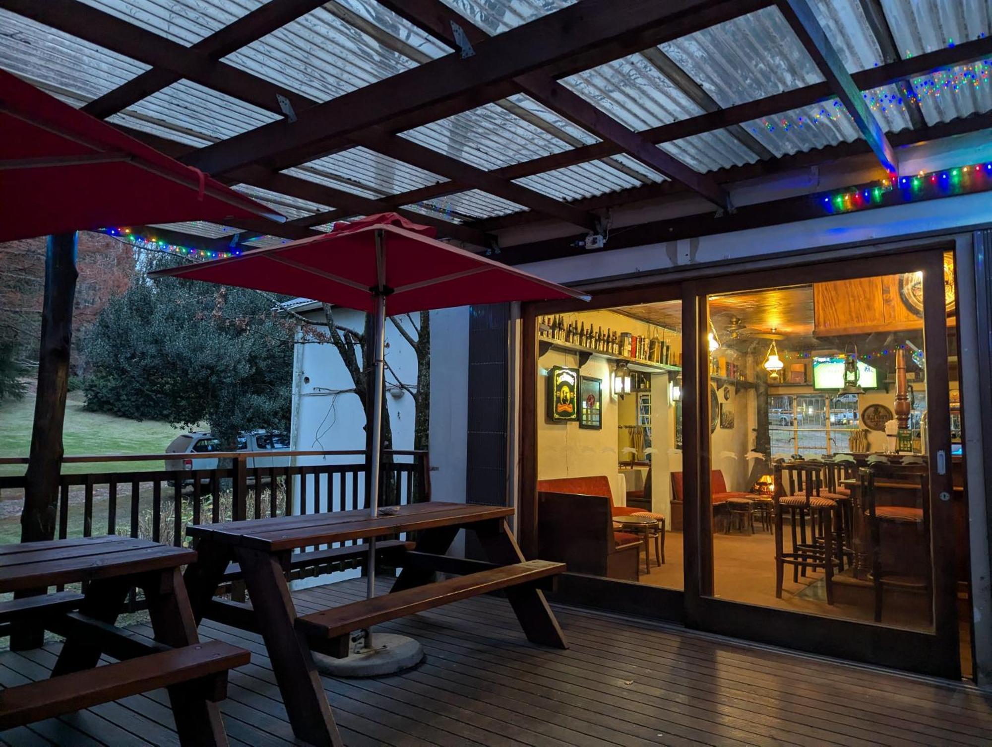 The Historic Hogsback Inn Exterior photo